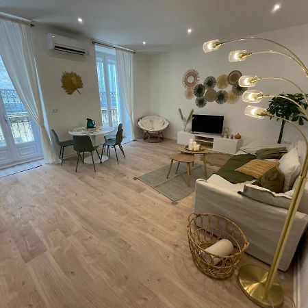 Le Casimir - Superbe T3 En Plein Centre Ville Renove Avec Gout - Wifi Béziers Buitenkant foto
