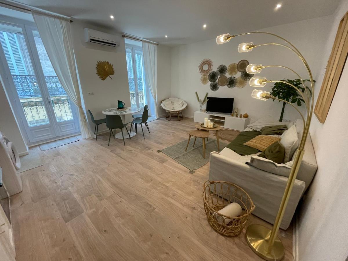 Le Casimir - Superbe T3 En Plein Centre Ville Renove Avec Gout - Wifi Béziers Buitenkant foto
